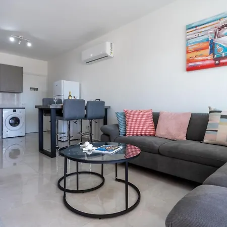 Apartment Andrea 3-bedroom In Mackenzie