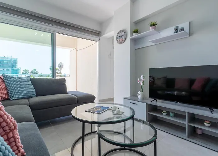 Apartmán Andrea 3-bedroom In Mackenzie Larnaca